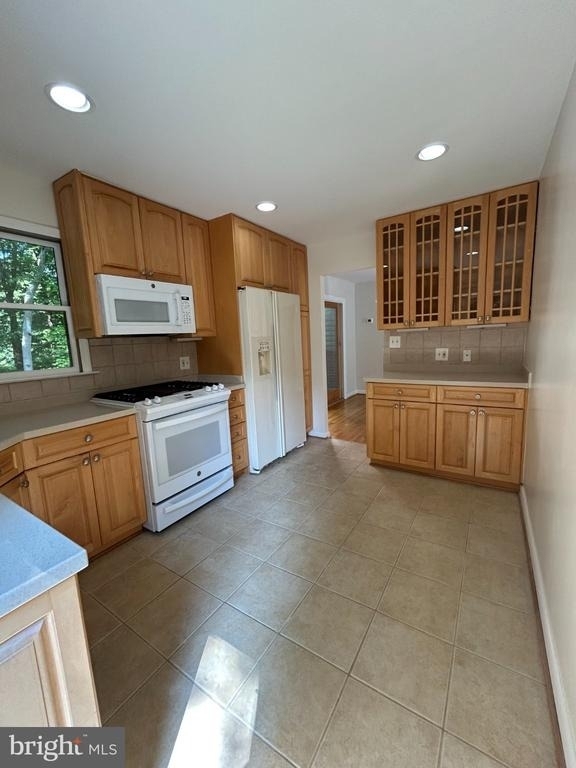 6204 Erman Court - Photo 4