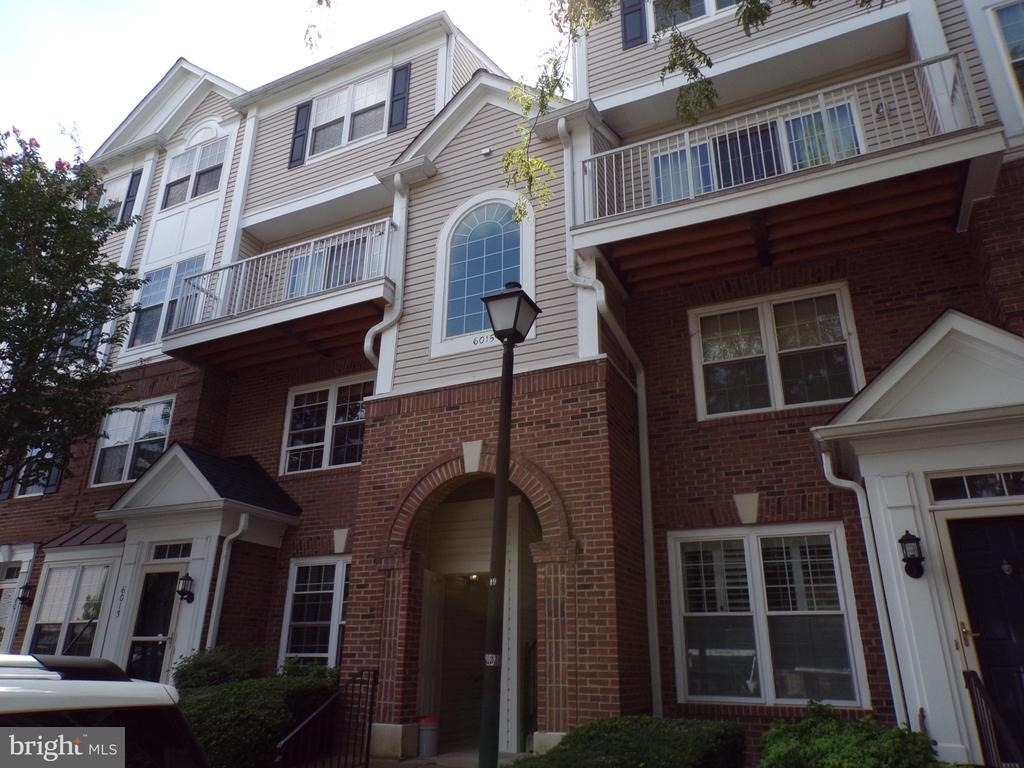 6015 Terrapin Place - Photo 0