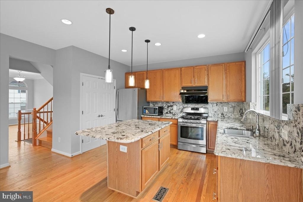 6350 Regal Oak Drive - Photo 6