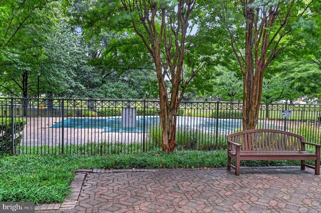 5565 Seminary Road - Photo 18