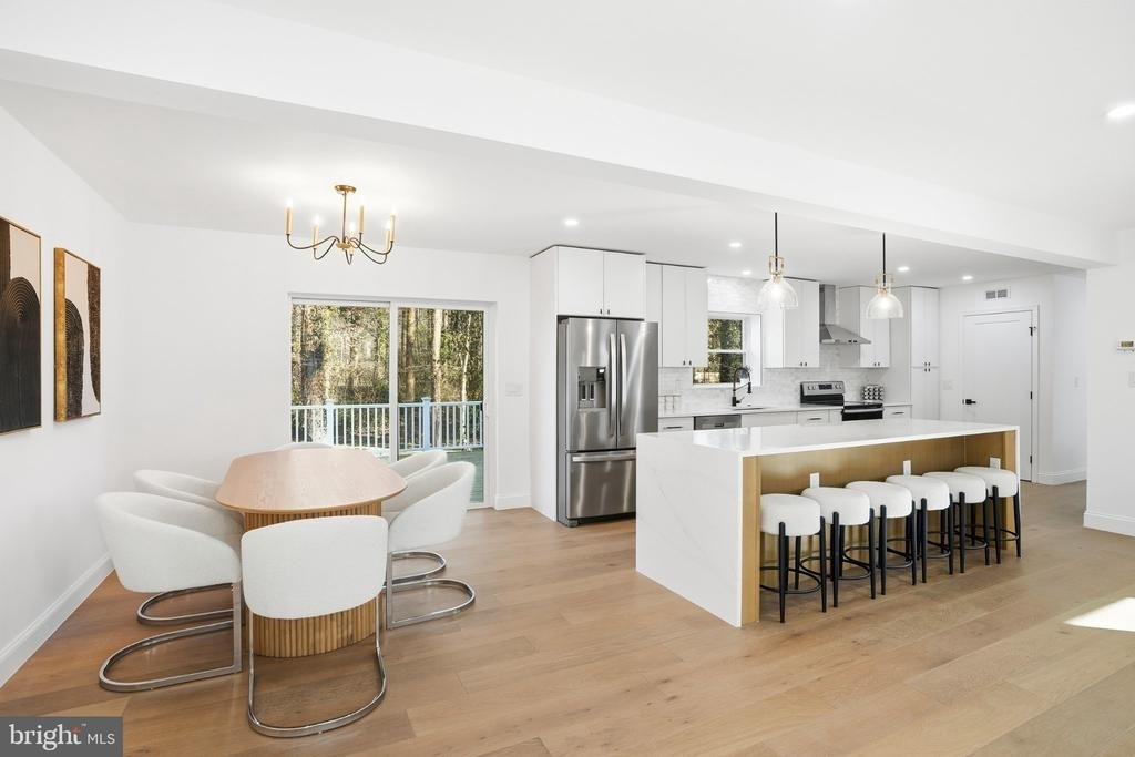 10704 Howerton Avenue - Photo 14