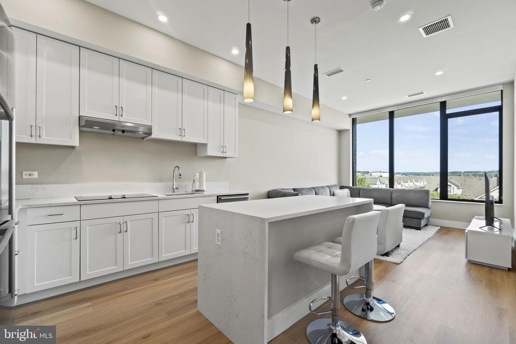 801 Fairfax Street - Photo 10