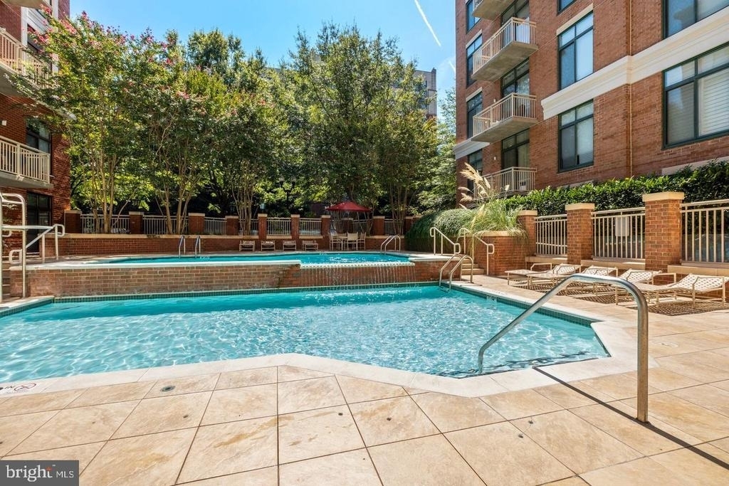 1205 N Garfield Street - Photo 29