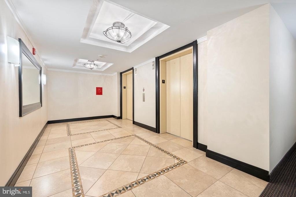 1205 N Garfield Street - Photo 26