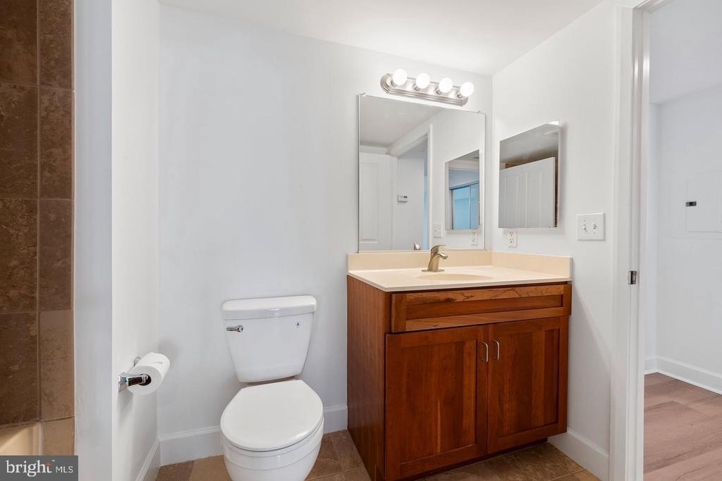 1205 N Garfield Street - Photo 13
