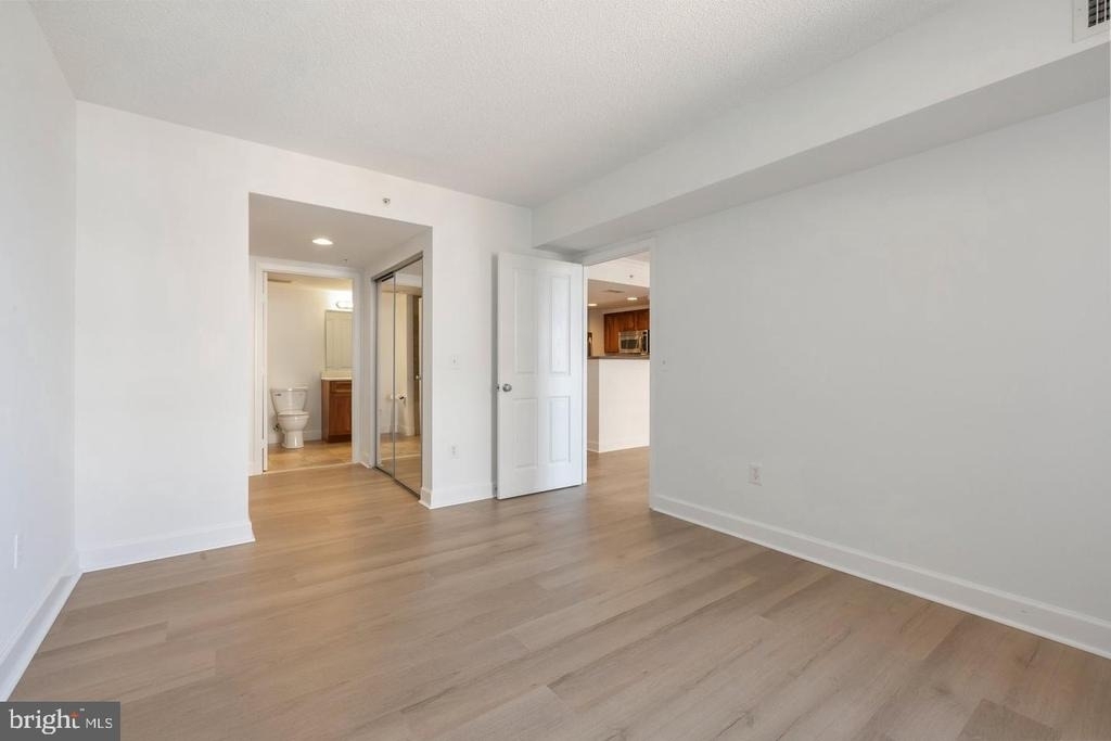 1205 N Garfield Street - Photo 20