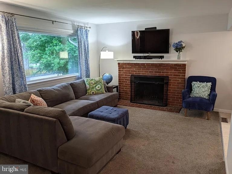 711 N Kensington Street - Photo 3