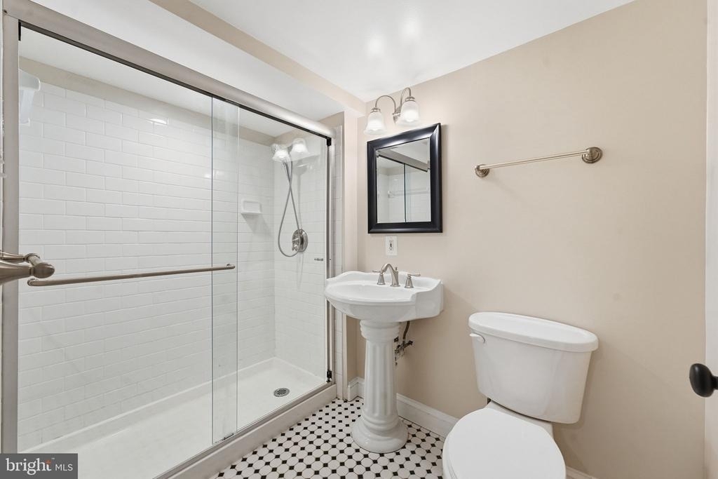 3376 N Buchanan Street - Photo 33