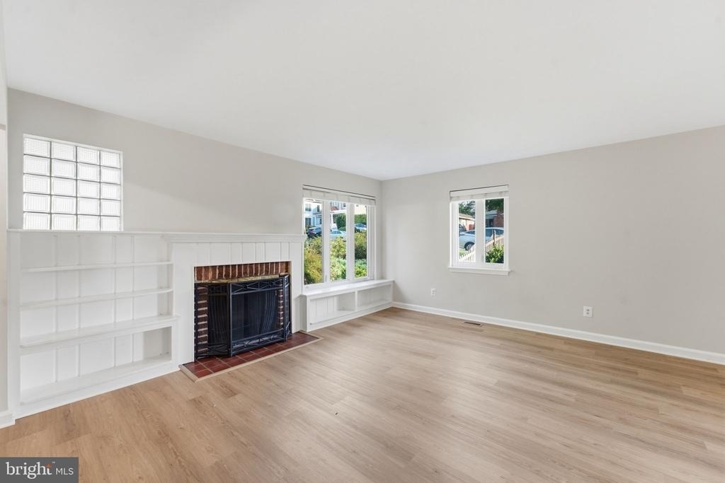 3376 N Buchanan Street - Photo 3