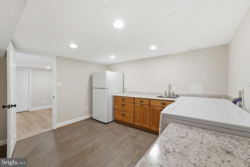 3376 N Buchanan Street - Photo 31