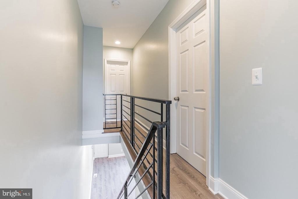 1912 Fontain Street - Photo 6