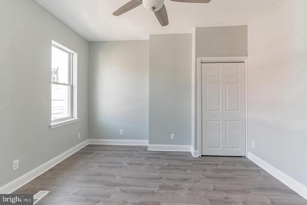 1912 Fontain Street - Photo 12