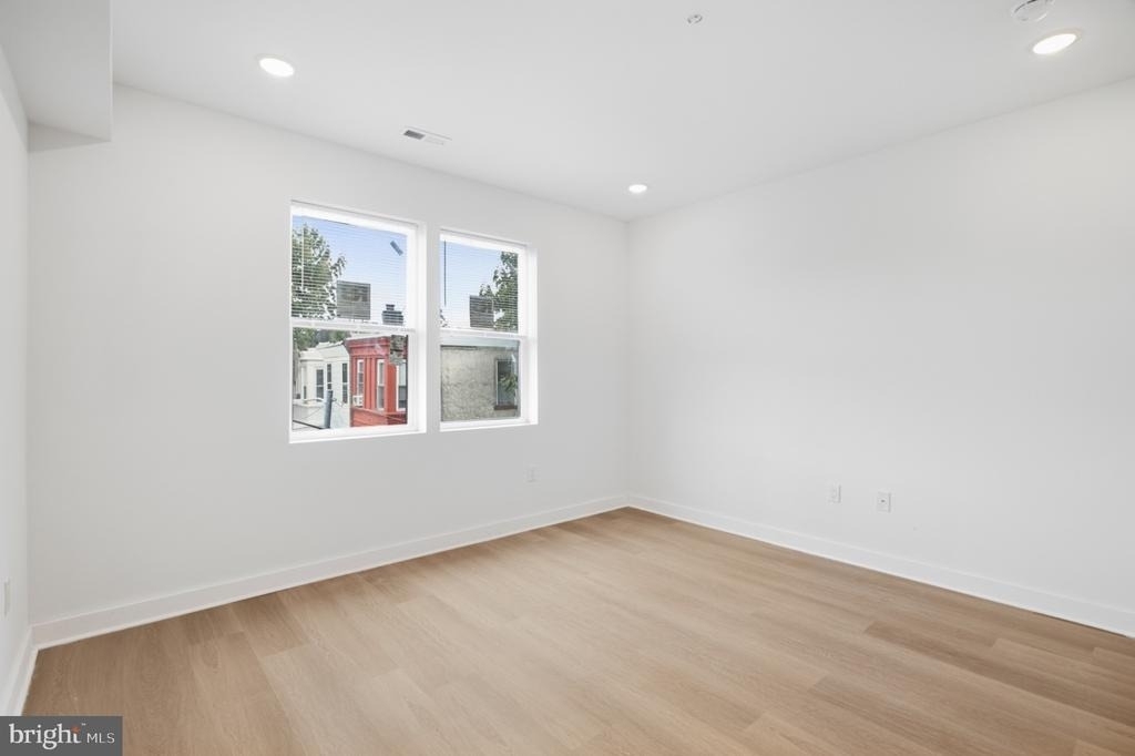 2506 N 12th Street - Photo 3