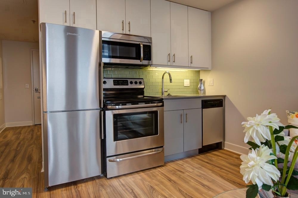 42 S 15th Street - Photo 7
