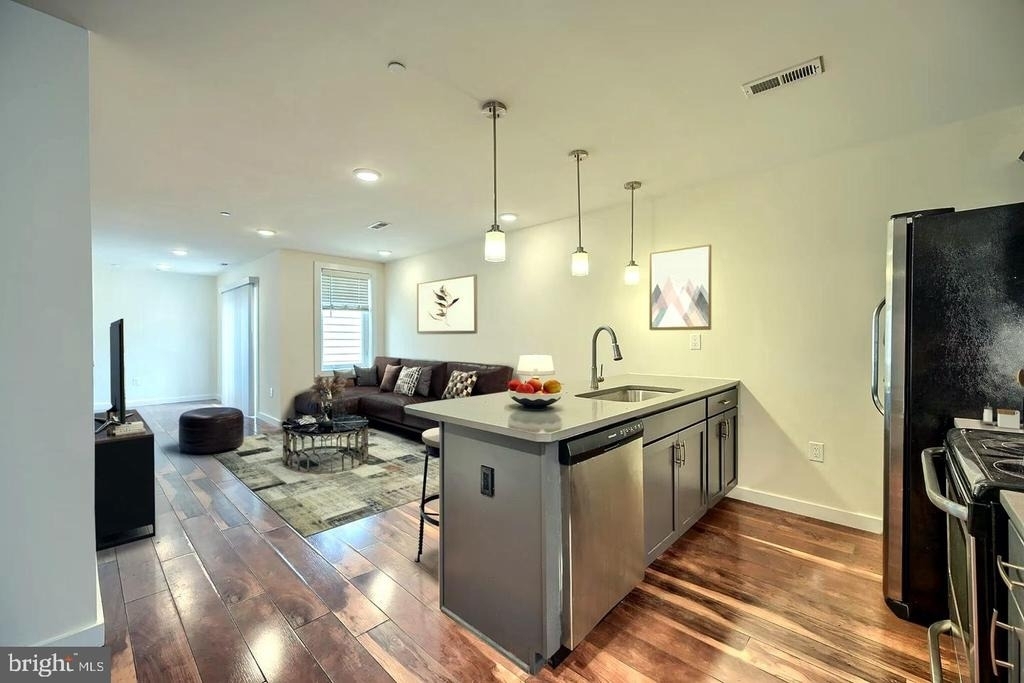 3041 Master St. - Photo 5