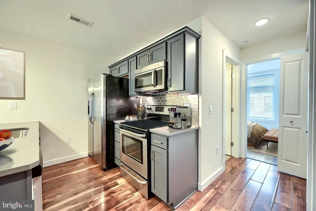 3041 Master St. - Photo 6