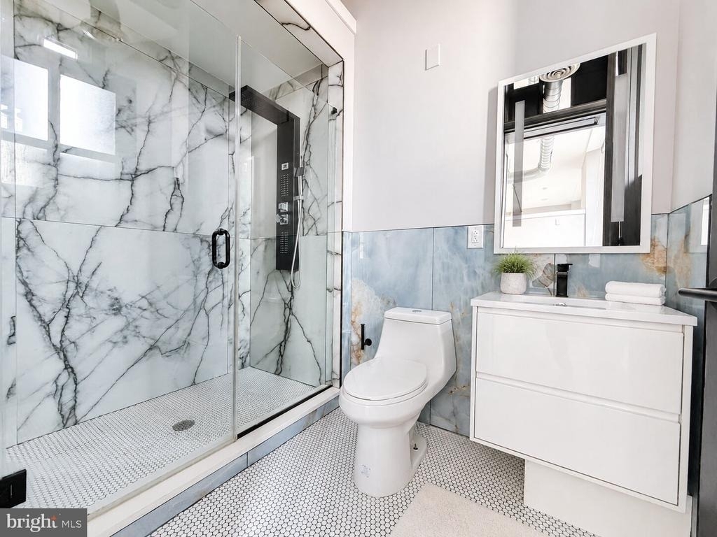 3701 Frankford Avenue - Photo 2