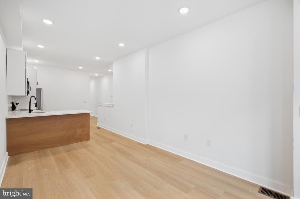 2506 N 12th Street - Photo 2