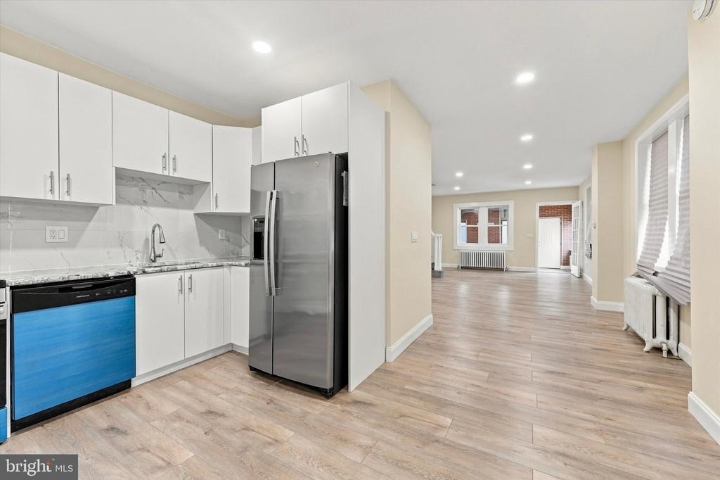 227 Lindley Avenue - Photo 5