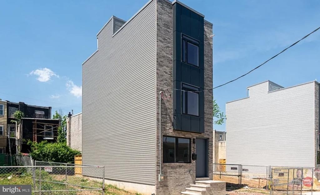 1546 N Darien Street - Photo 25