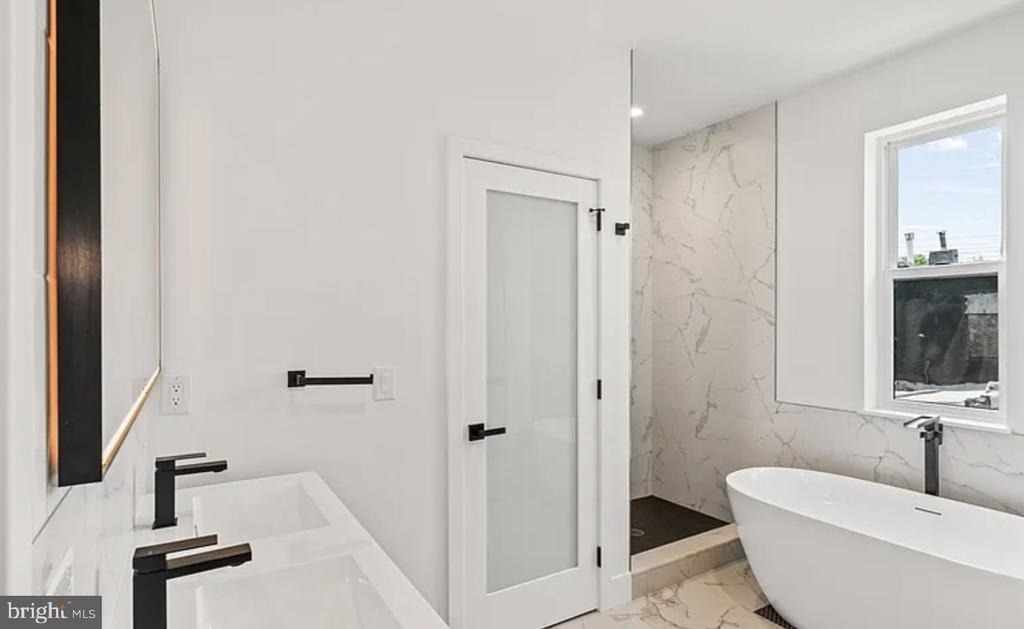 1546 N Darien Street - Photo 17