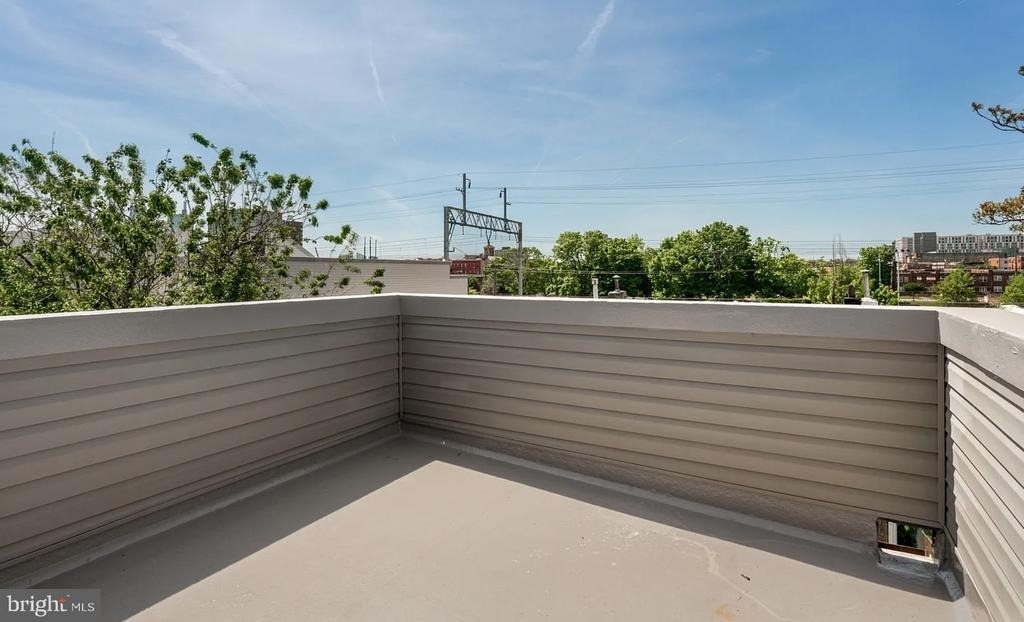 1546 N Darien Street - Photo 24