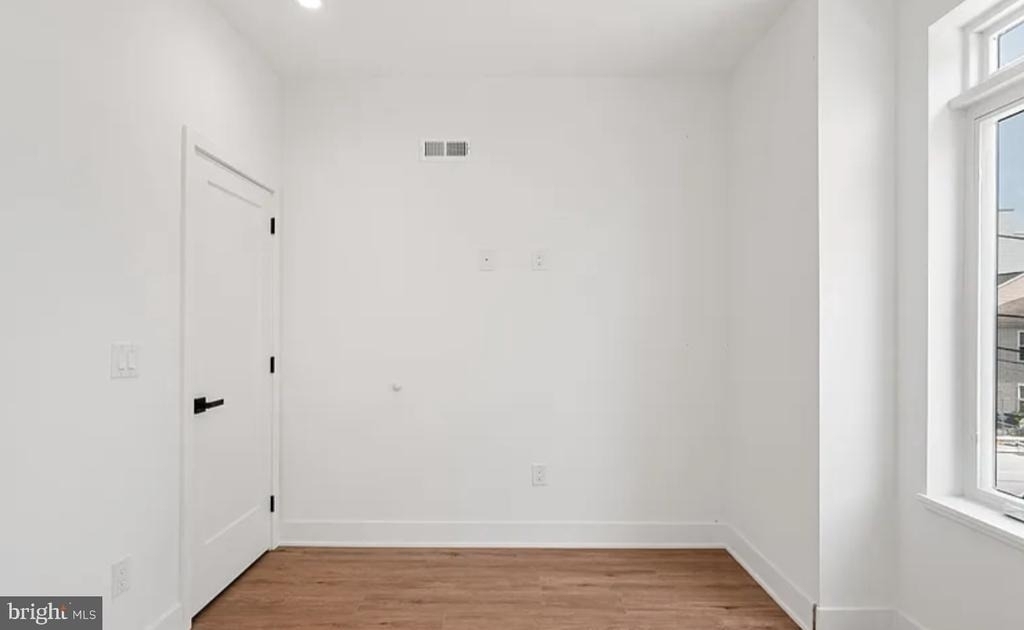 1546 N Darien Street - Photo 15