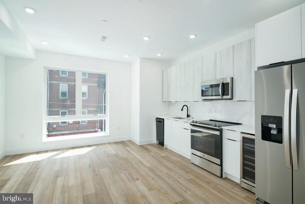 930 N 2nd Street - Photo 0