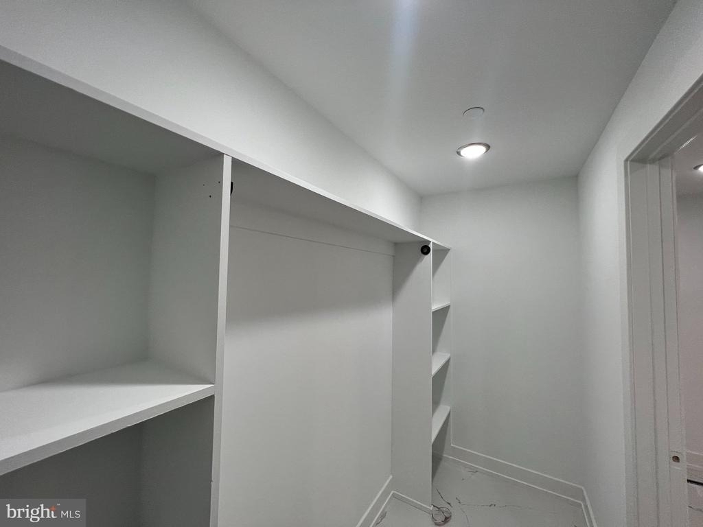2550 N Hope Street - Photo 2