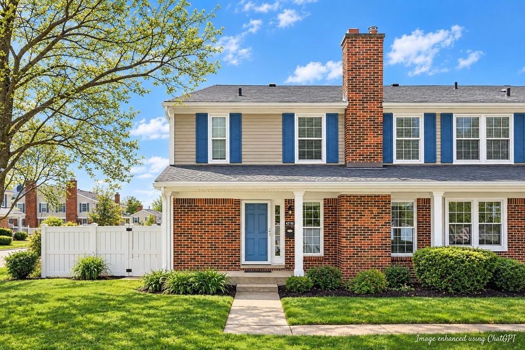 42198 Roscommon Street - Photo 0
