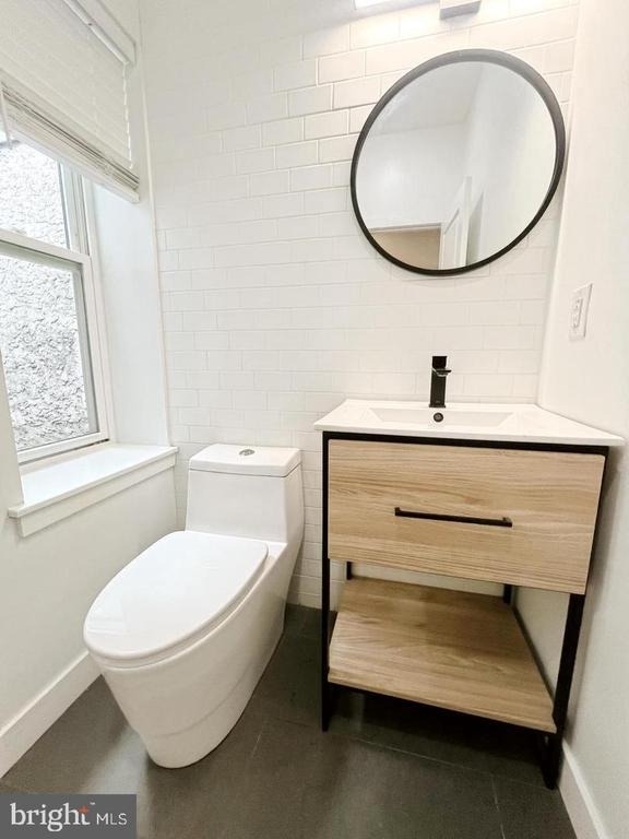 2626 Gerritt Street - Photo 9