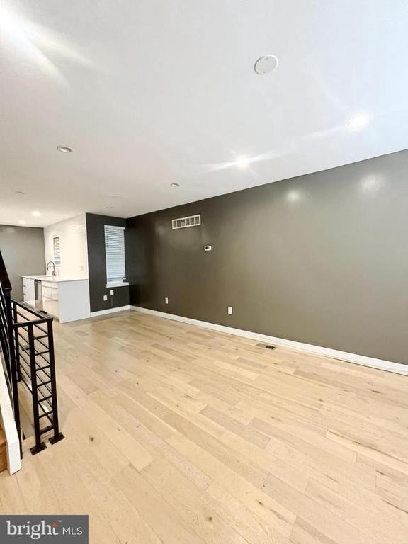 2626 Gerritt Street - Photo 2