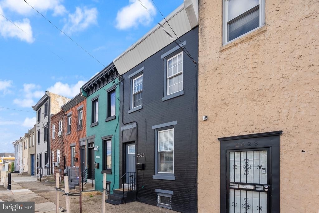 2625 Coral Street - Photo 1