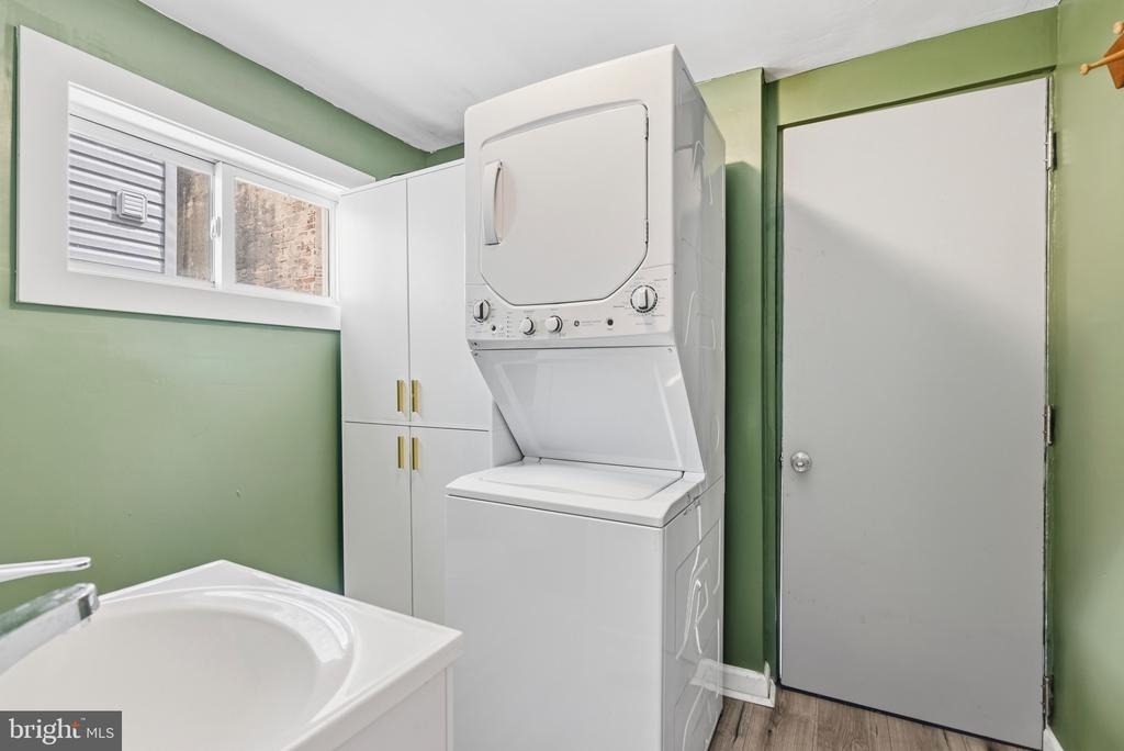 2625 Coral Street - Photo 8