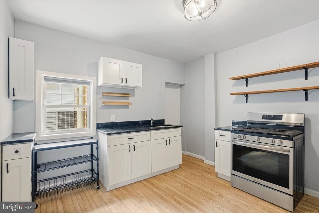 2625 Coral Street - Photo 4