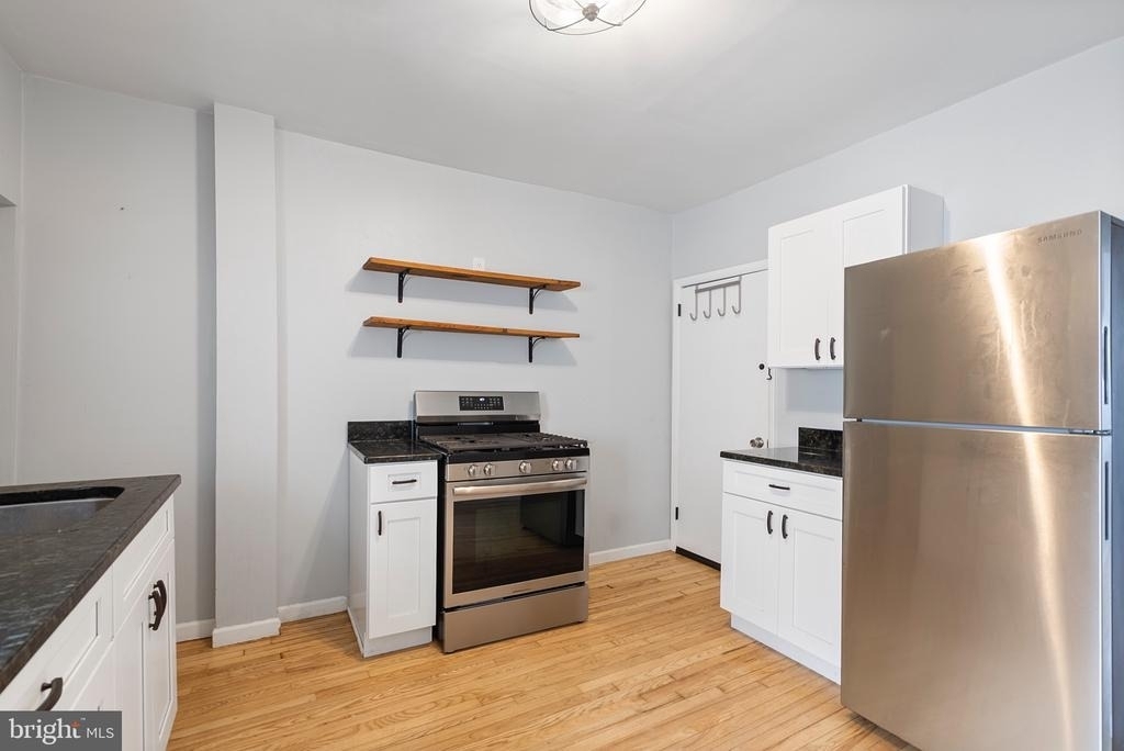 2625 Coral Street - Photo 5