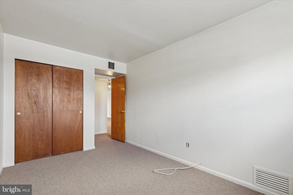 320 Hermit Street - Photo 17