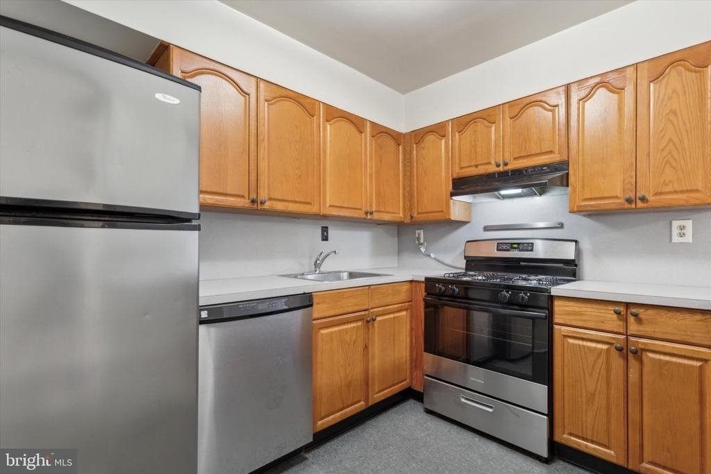 320 Hermit Street - Photo 9