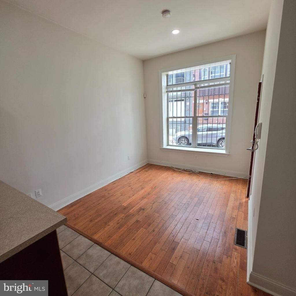 1951 N Gratz Street - Photo 4