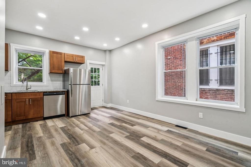 4824 Sansom Street - Photo 0