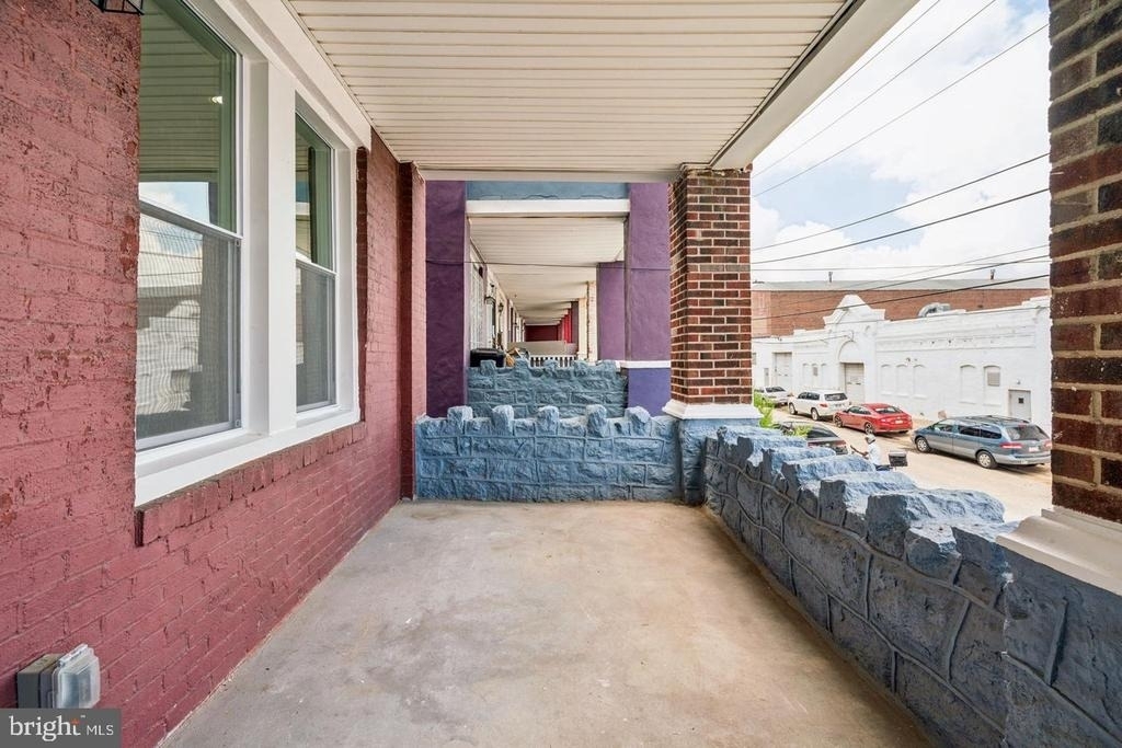 4824 Sansom Street - Photo 3