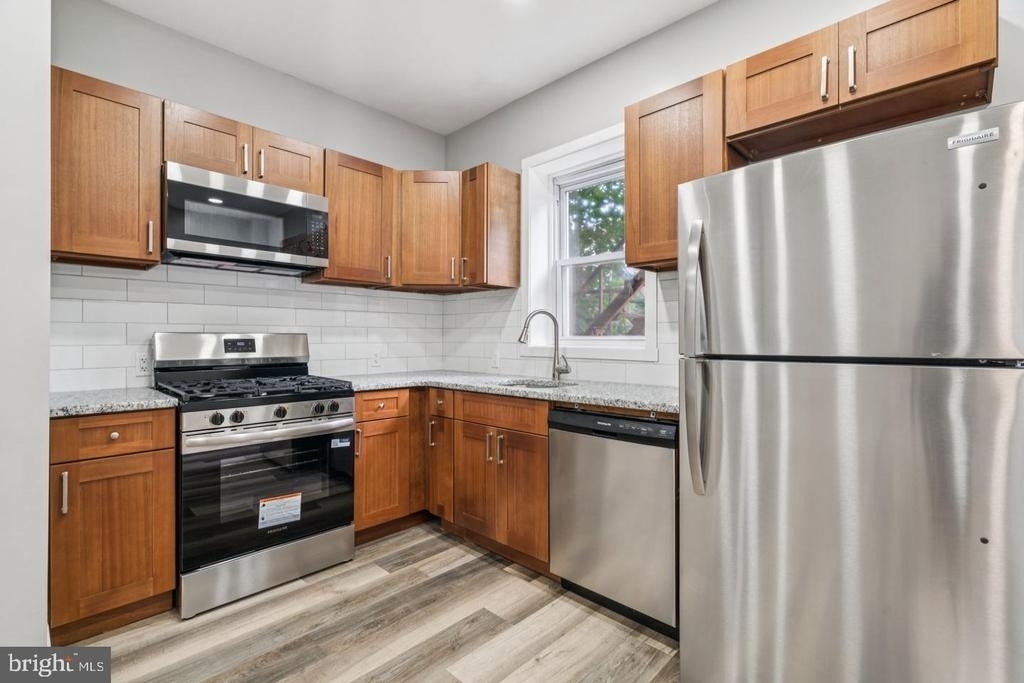 4824 Sansom Street - Photo 10