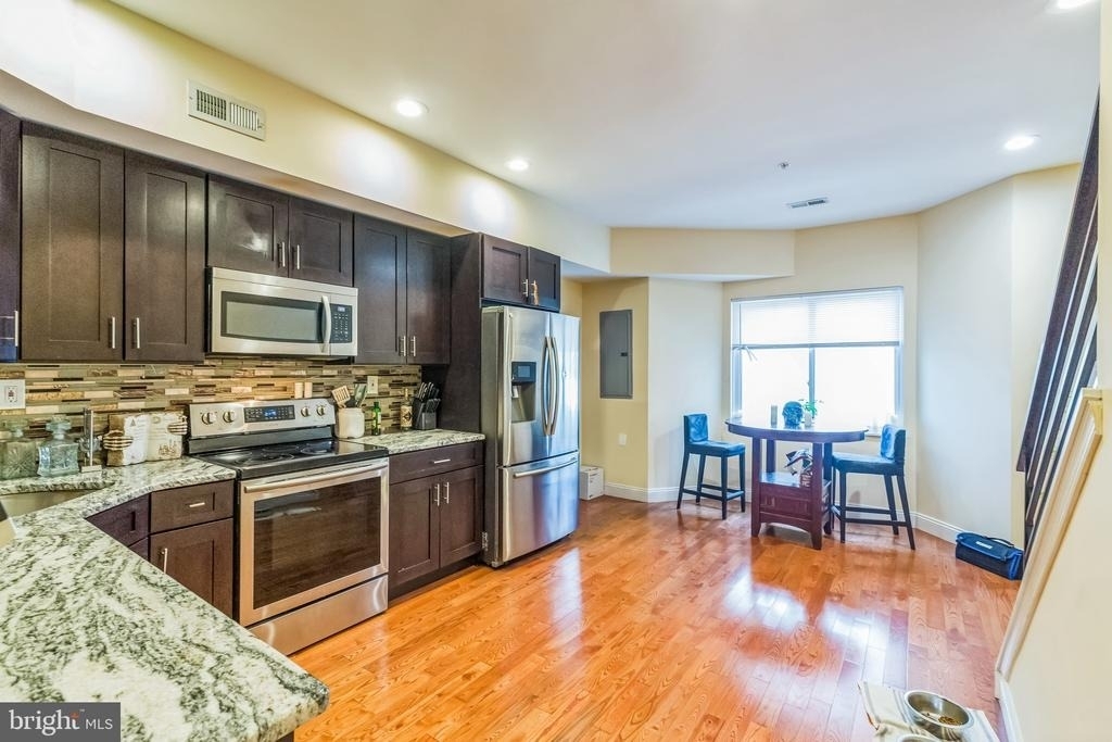 1614 Cambridge Street - Photo 8