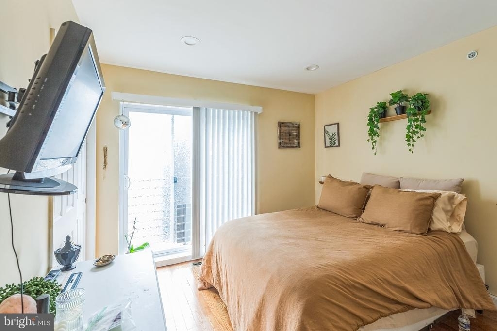 1614 Cambridge Street - Photo 7
