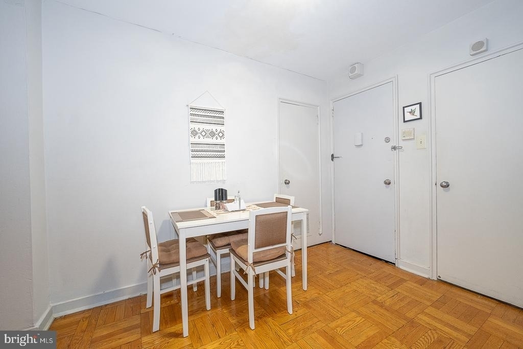 2601 Pennsylvania Avenue - Photo 5