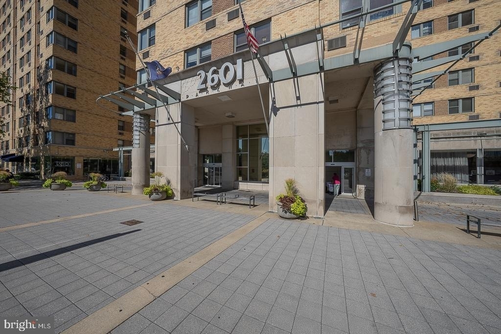 2601 Pennsylvania Avenue - Photo 0