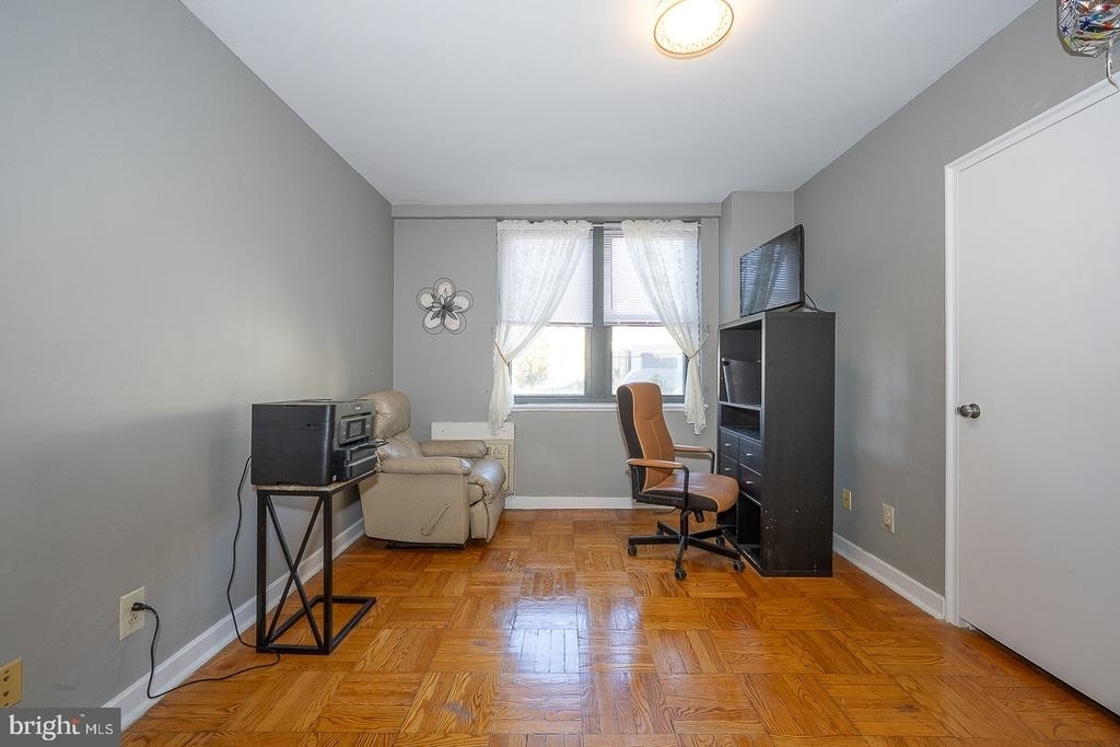 2601 Pennsylvania Avenue - Photo 11