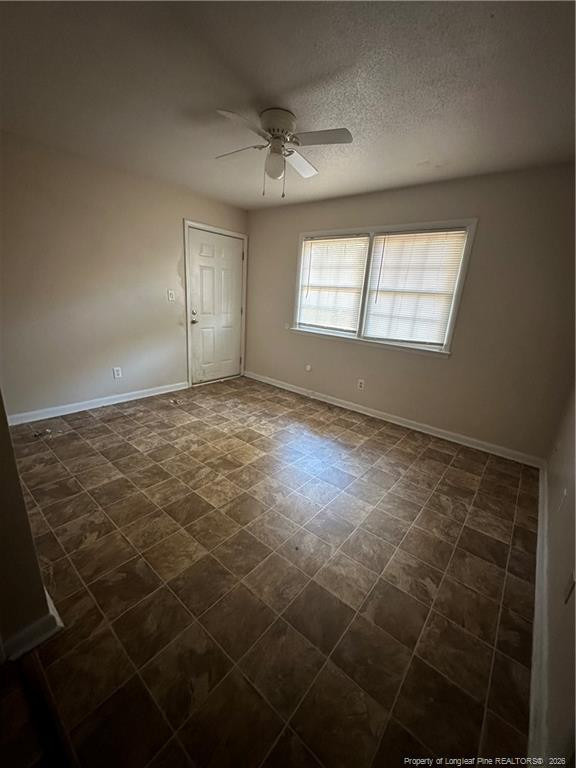 2122 Malloy Street - Photo 7
