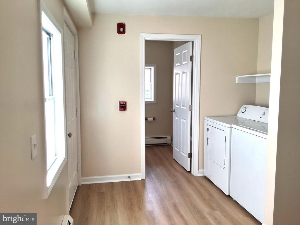 402 E Orange Street - Photo 6