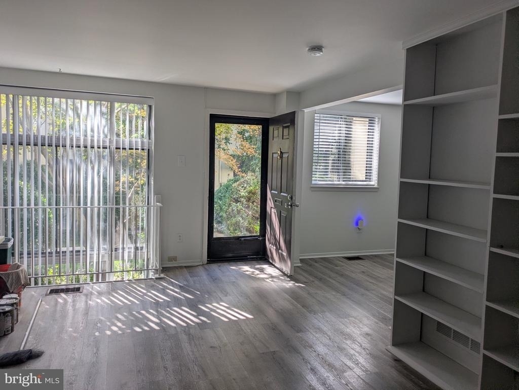 100 E 100  Glenolden Ave. - Photo 21